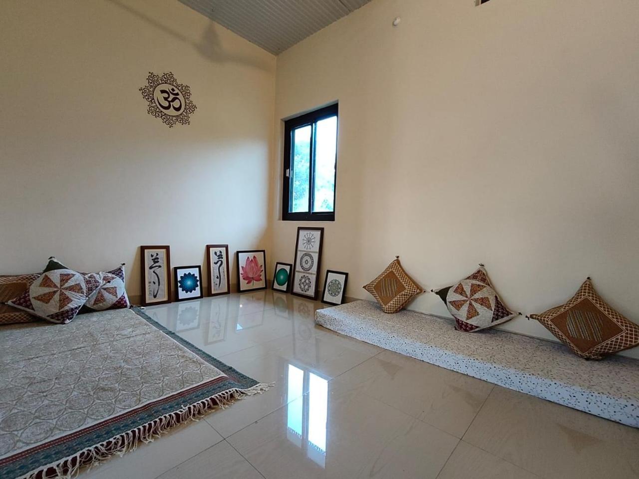 Aditya Homestay Bir-Billing Surrounded By Mountains Екстериор снимка