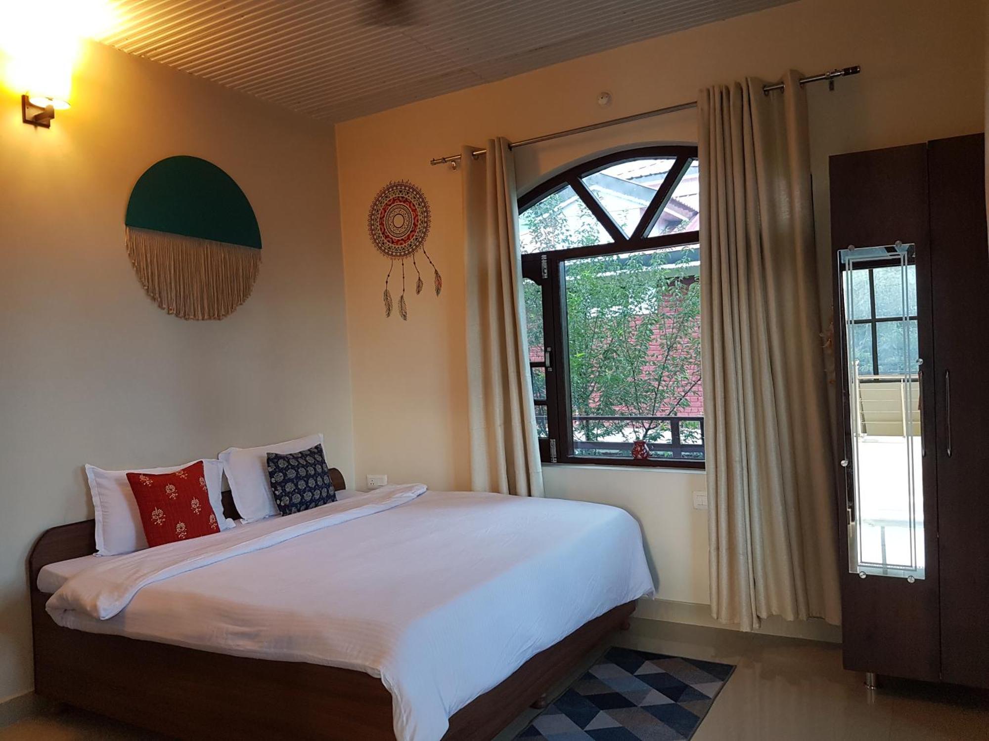 Aditya Homestay Bir-Billing Surrounded By Mountains Екстериор снимка